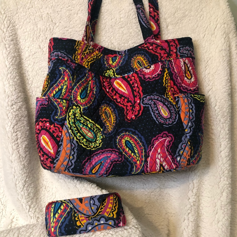 Women’s Vera Bradley Tote and Sunglass Case